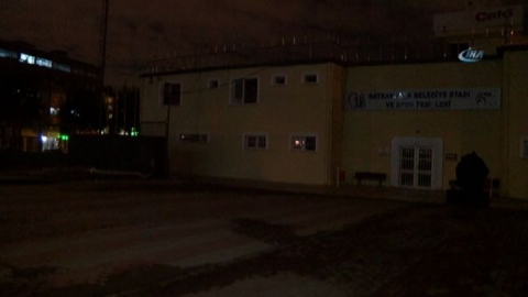 İstanbul'da stadyumda yangın paniği