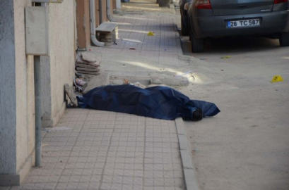 Sokak ortasında ceset bulundu