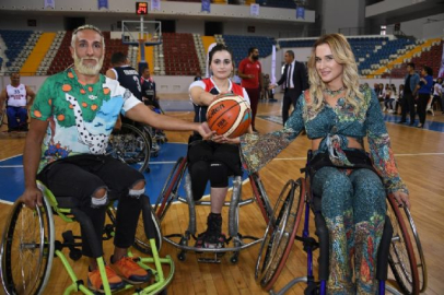 Mengüç ve Aydemir'den engellilere anlamlı destek