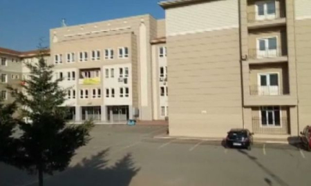 Pendik'te okula silahlı baskın: Yaralılar var