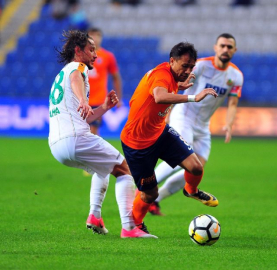 Başakşehir Alanya'yı 2-1'le geçti