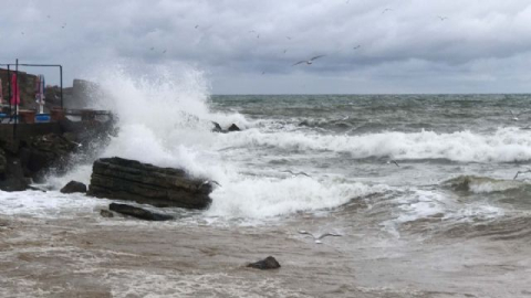 Batı Karadeniz'de şiddetli fırtına