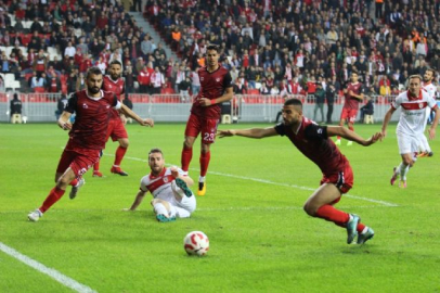 Samsunspor Gaziantepsor'u 3-0 yendi