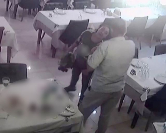 Kadınlar eğlendirdi, erkekler gasp etti