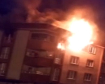 Çok sayıda tüp bulunan evde yangın