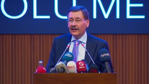 Melih Gökçek istifa etti