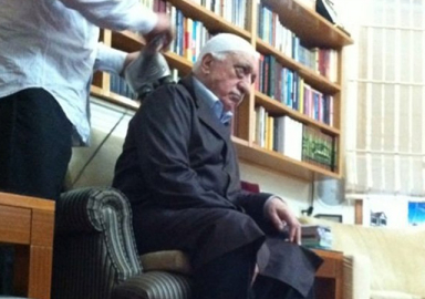 Gülen'in masaj yaptırırken fotoğrafı sızdırıldı: 'Örgütte liderlik kavgası' iddiası