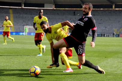 Gençler evinde kaybetti