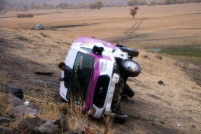 Kaza üstüne kaza: 19'u çocuk 23 yaralı