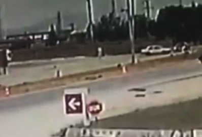 Milletvekili Şahin Tin'in kaza anı güvenlik kamerasında