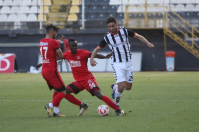 Lider deplasmanda kazandı