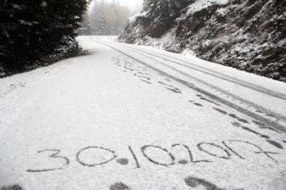 Havalar soğudu: Kar da var yağmur da