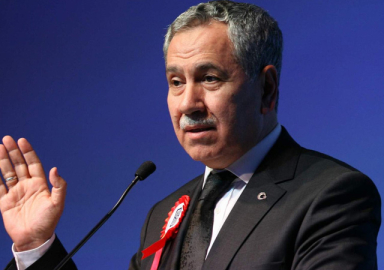 Bülent Arınç'tan Melih Gökçek yorumu