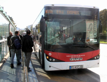 Durak harici yolcu almadığı için darp edildi