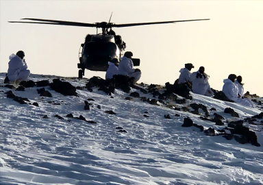 Hainler sisli havada saldırdı! Hakkari'de çatışma: 8 şehit