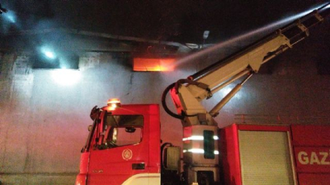 Fabrikadaki yangın kontrol altına alındı