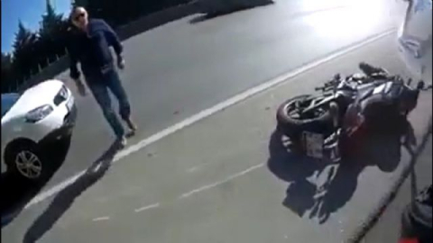 Tartışma ve ani frenle oluşan kaza kamerada