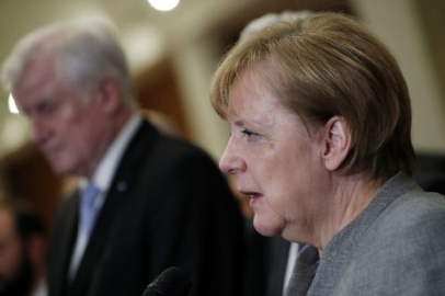 Fransa Almanya'yı yakın takipte