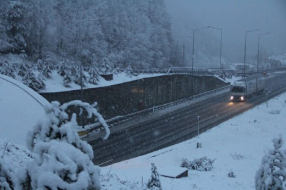 Yurttan kar manzaraları