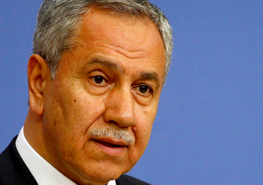 Bülent Arınç'tan FETÖ itirafı! Düşünmemiştim