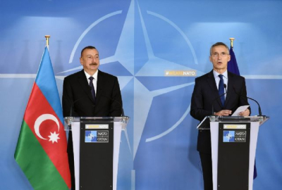 Aliyev, Stoltenberg ile görüştü