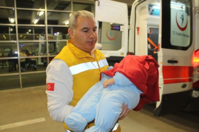 Adıyaman'da 2 otomobil çarpıştı: 8 yaralı