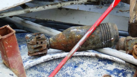 Hurda kamyonette askeri mühimmat bulundu