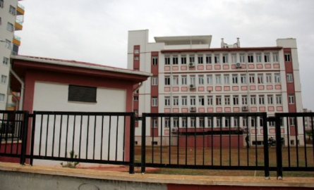 Okulda paniğe sebep olan tabanca 'oyuncak' çıktı