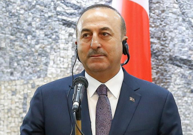 Çavuşoğlu: Afrin'den tehdit gelirse ansızın girebiliriz