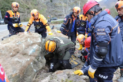 AFAD'ın heyelan ve sel tatbikatı gerçeğini aratmadı