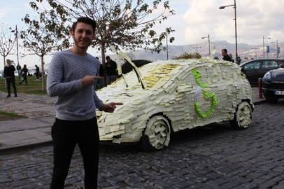 Engelli rampasına park eden sürücüye not kağıtlı ders