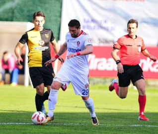 İstanbulspor Karabükspor'u tek golle geçti