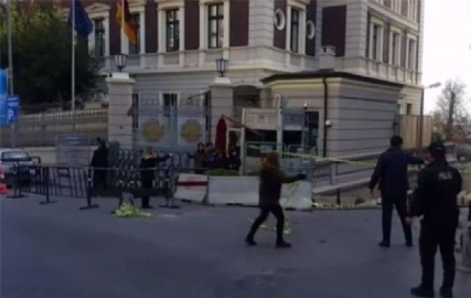 Konsolosluklardaki şüpheli paketlerden lokum çıktı