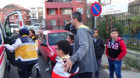 8 öğrenci yedikleri yemekten zehirlendi iddiası