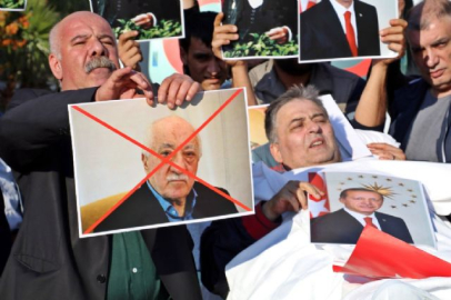 Oteline el konulan iş adamı eyleme ambulansla geldi