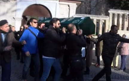 Devlet sanatçısı İskender Küserman son yolculuğuna uğurlandı