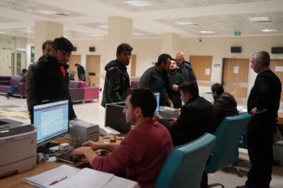 53 inşaat işçisi yemekten zehirlendi