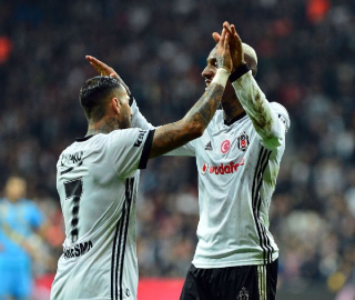 Beşiktaş gol oldu yağdı