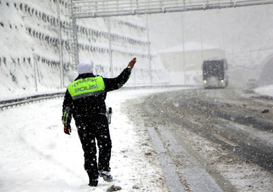 Hava sıcaklığı 10 derece düştü kar var mı son durum ne?