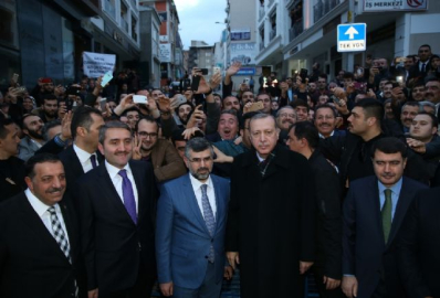 Erdoğan, Sultanbeyli Belediyesini ziyaret etti