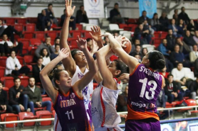 Mersin Büyükşehir Belediyespor, çeyrek finale göz kırptı