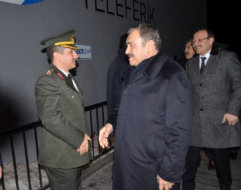 Çavuşoğlu ve Eroğlu'nun teleferik keyfi