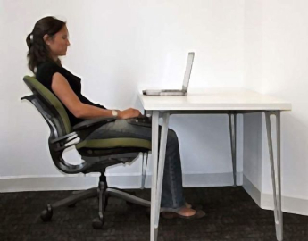 Teknolojik cihazlar boyun fıtığı yapıyor