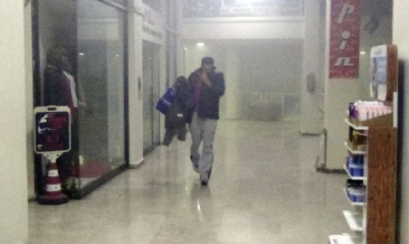 6 katlı iş hanında yangın paniği