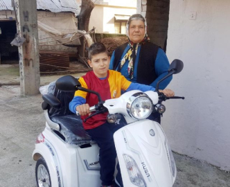 Küçük Mert Ali'ye çifte mutluluk