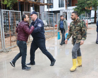 İnşaat çalışması binayı çatlattı kavgası