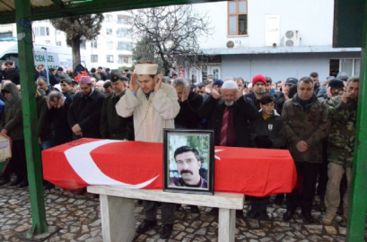 Kazada şehit olan polis son yolculuğuna uğurlandı