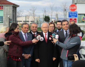 Kılıçdaroğlu, Berberoğlu'nu cezaevinde ziyaret etti