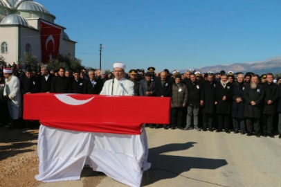 Mersin şehidini uğurladı