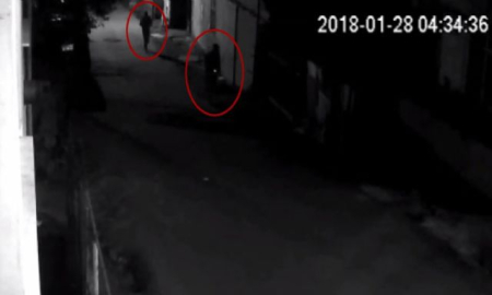 Mahalleye dadanan hırsızlar kamerada